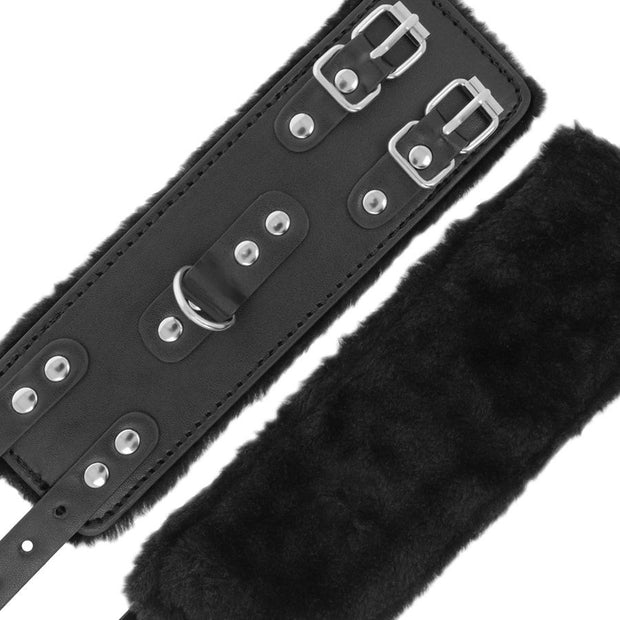 Manette professionali bdsm DARKNESS WRIST RESTRAINTS BLACK WITH FUR